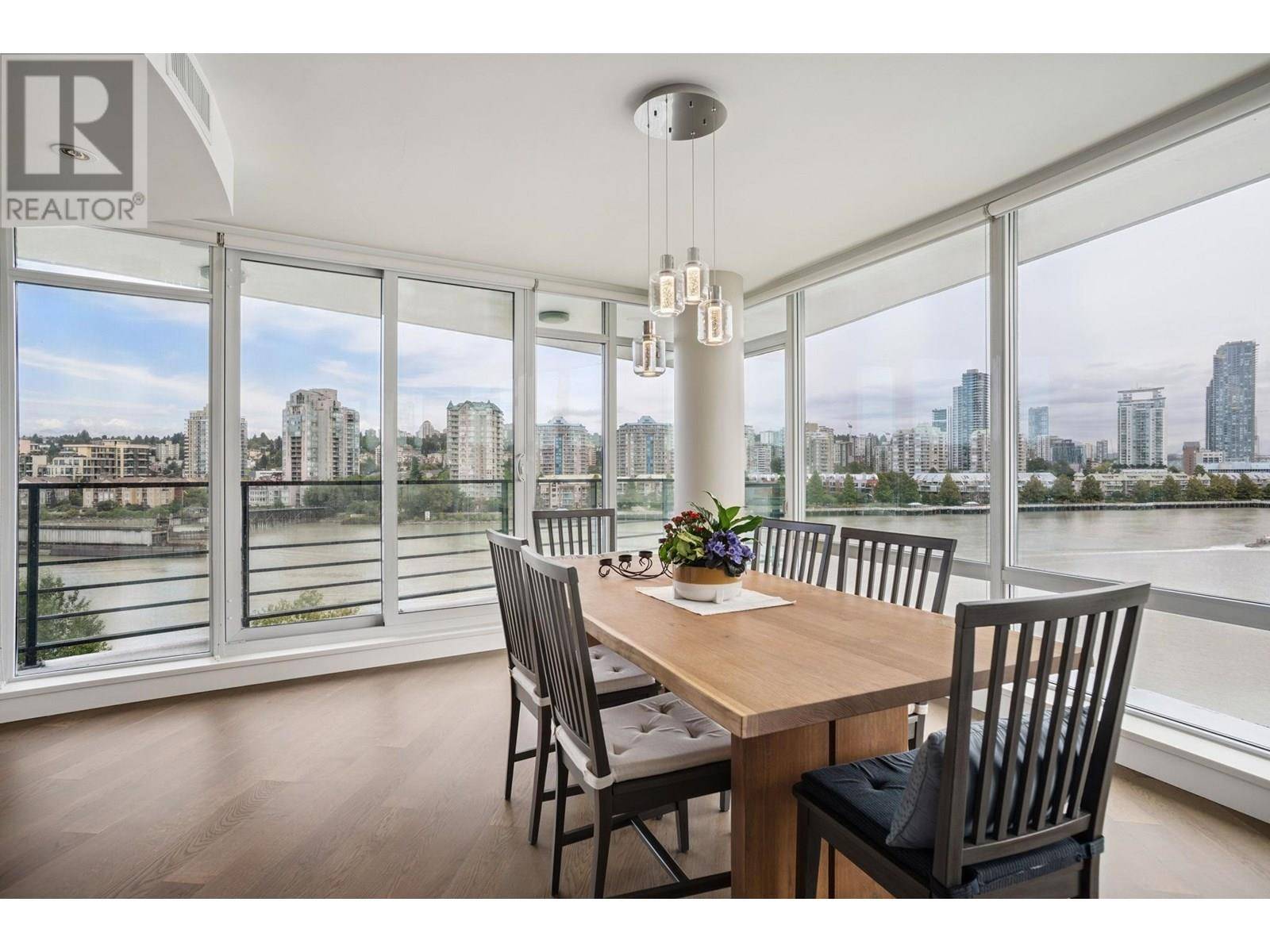 New Westminster, BC V3M0J9,210 SALTER ST #705