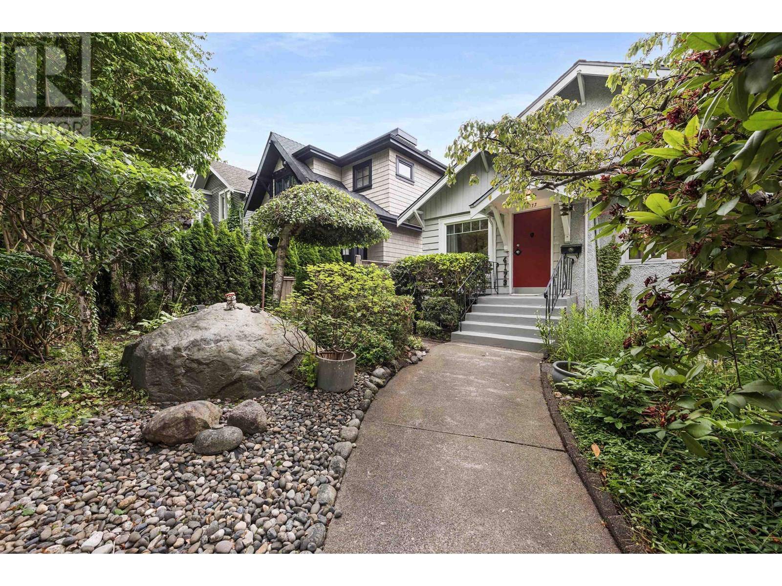 Vancouver, BC V6R2P5,4173 W 12TH AVENUE