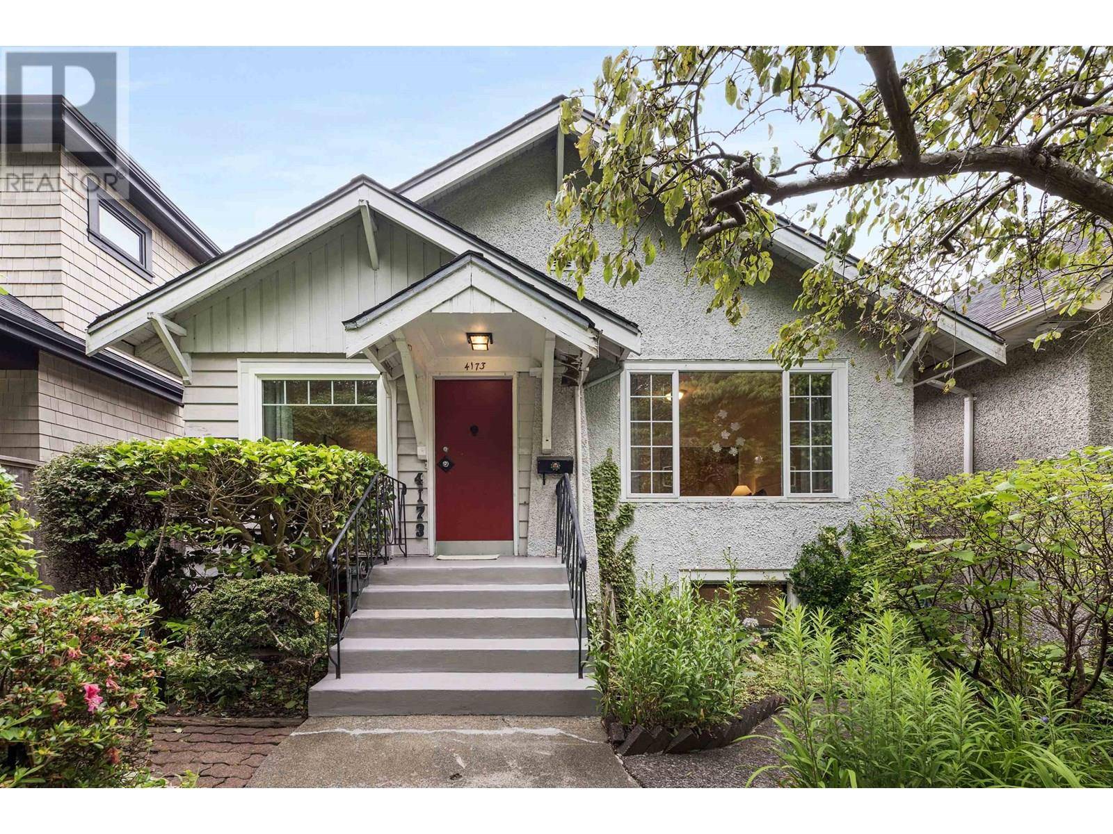 Vancouver, BC V6R2P5,4173 W 12TH AVENUE