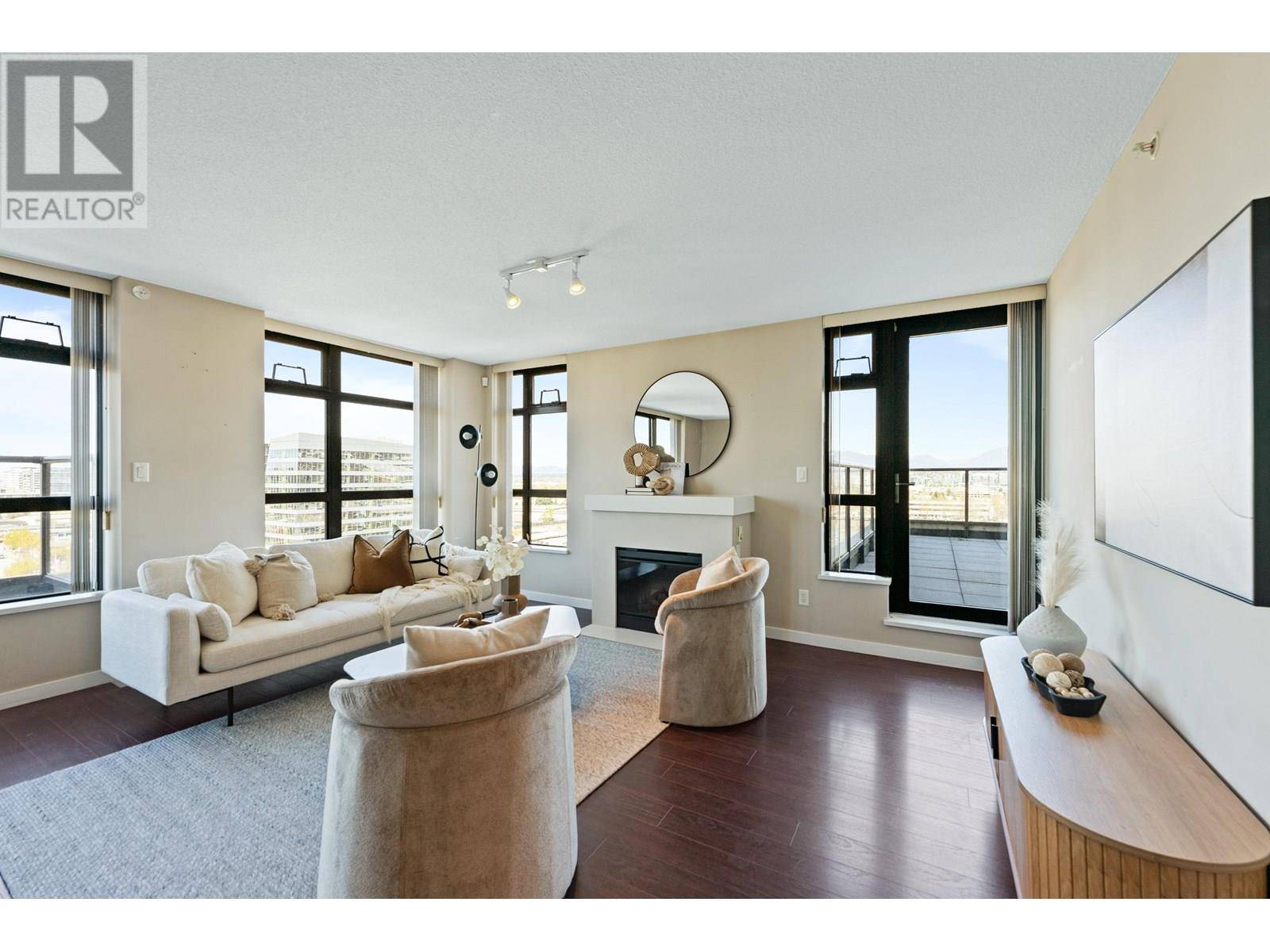 Richmond, BC V6X0A1,8120 LANSDOWNE RD #1301