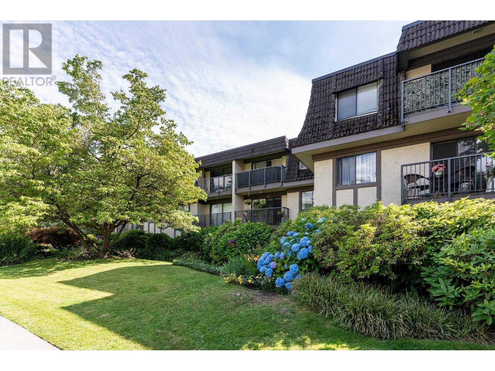 North Vancouver, BC V7M1E2,307 W 2ND ST #205