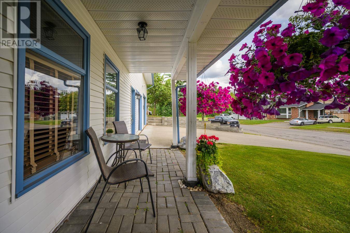 Prince George, BC V2N4L2,7547 ST PATRICK PLACE