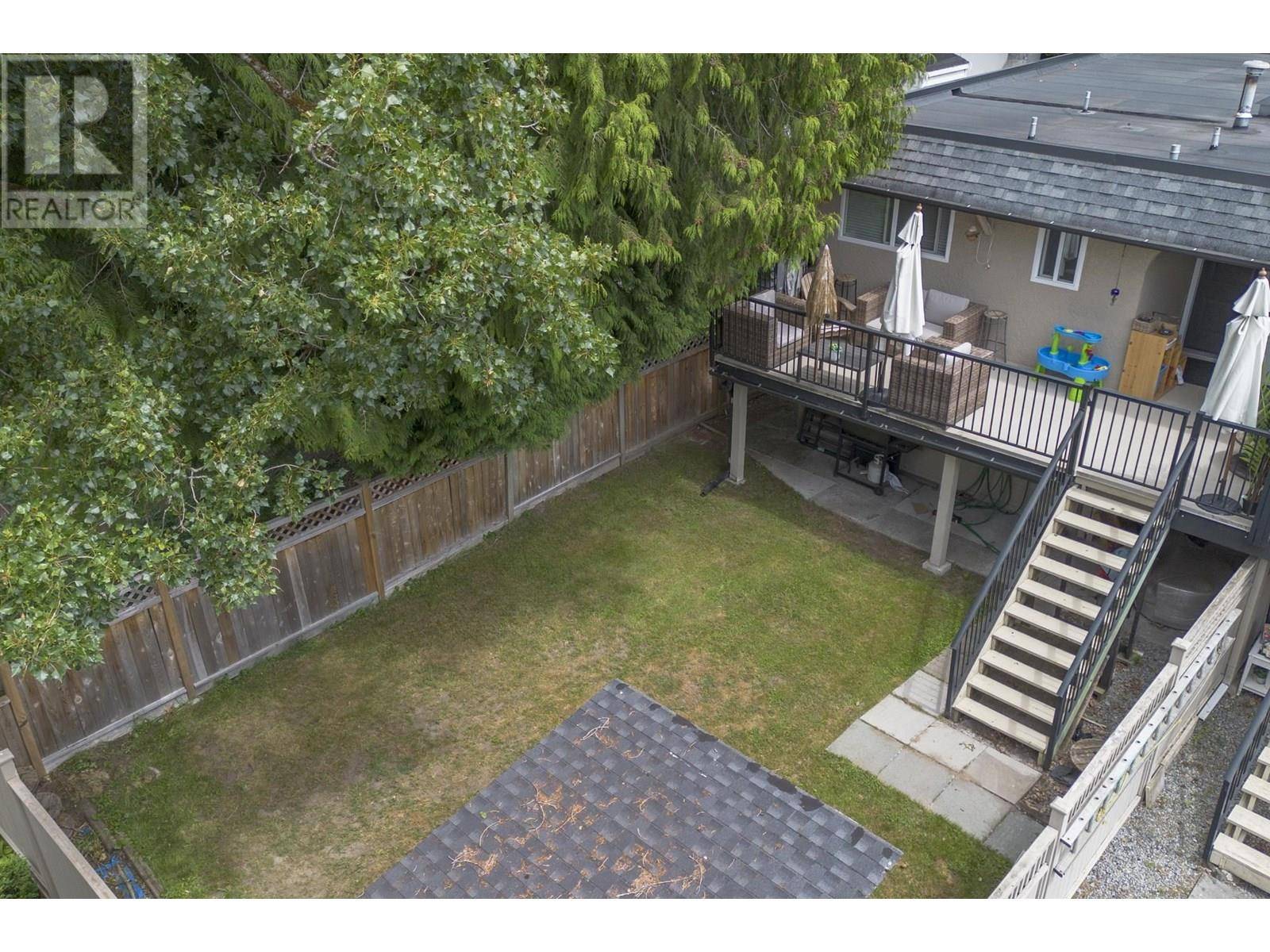 Port Coquitlam, BC V3B4K4,3423 EDINBURGH STREET