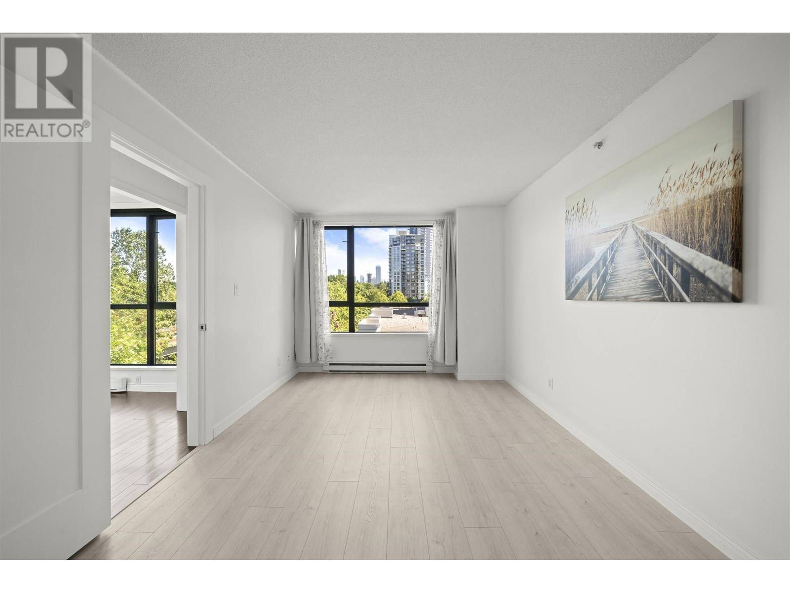 Vancouver, BC V5R6E9,3588 VANNESS AVE #615