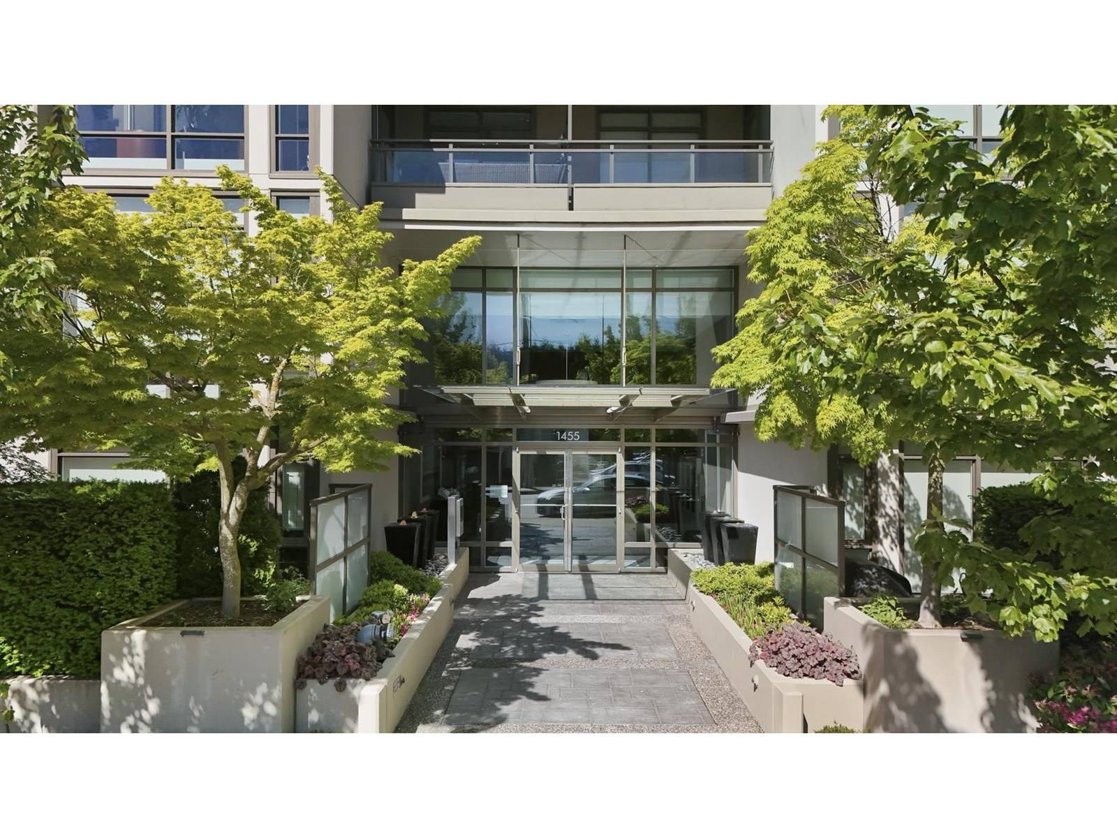 White Rock, BC V4B0A9,1455 GEORGE #703