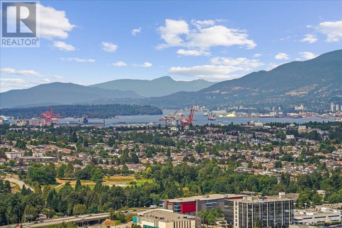 Burnaby, BC V5C0N7,2186 GILMORE AVE #4307