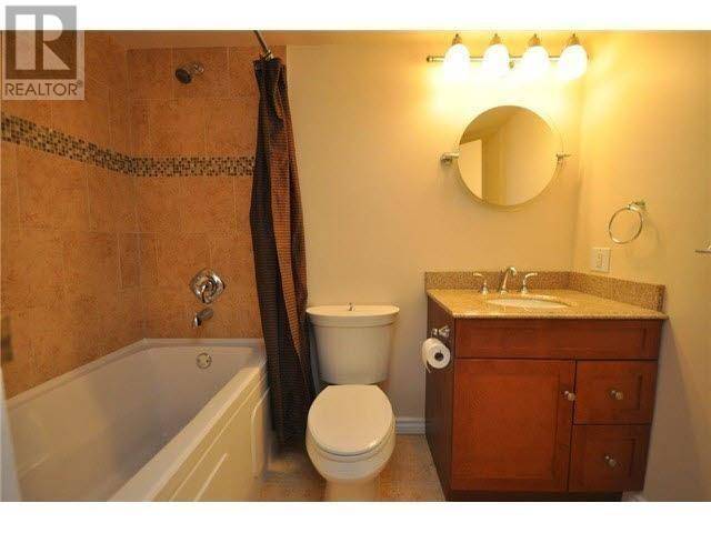 Port Coquitlam, BC V3E0B2,1948 COQUITLAM AVE #105