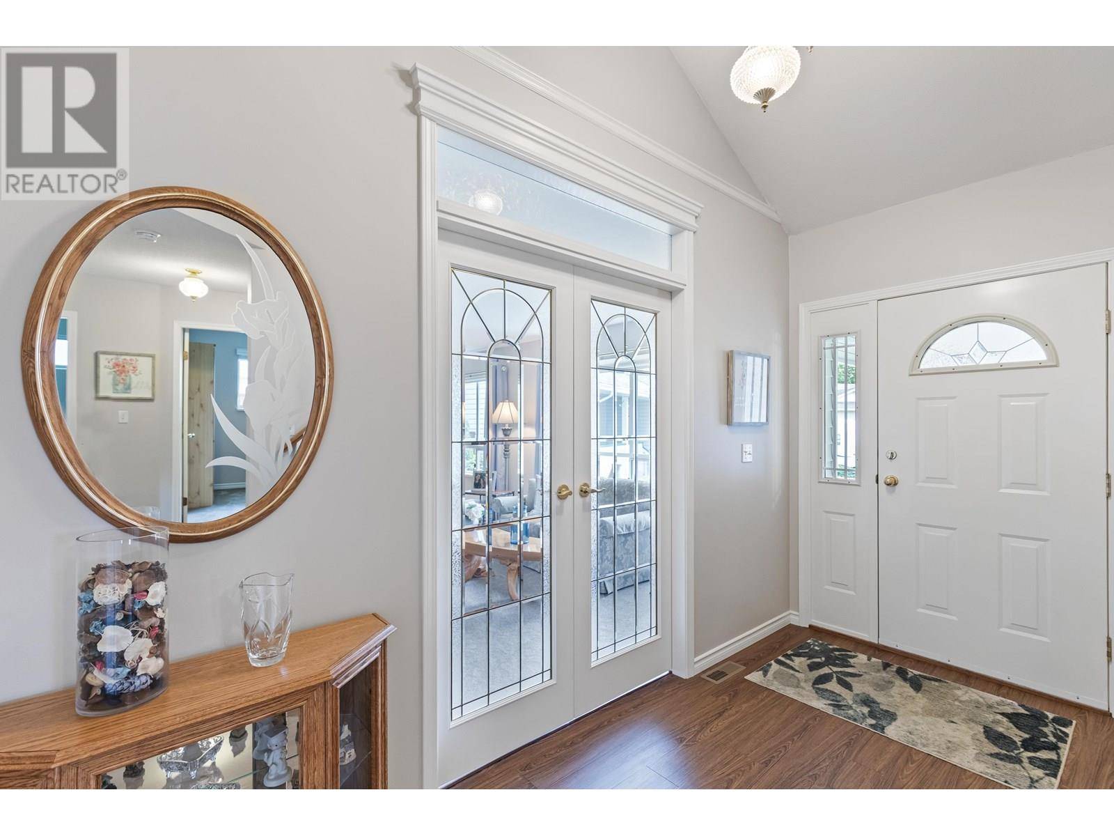 Pitt Meadows, BC V3Y2E1,12235 CYPRESS COURT