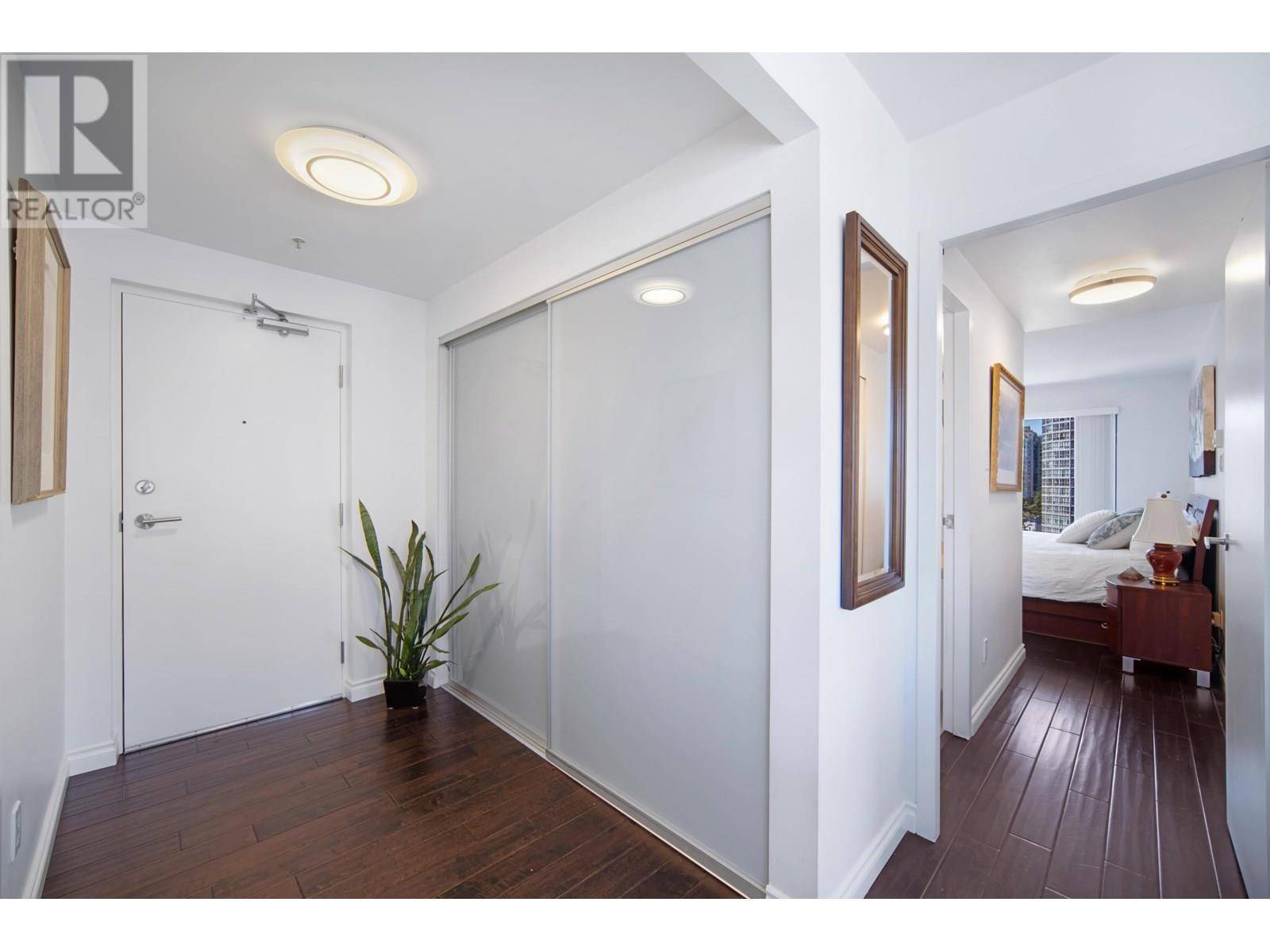 Vancouver, BC V6B5T5,1155 HOMER ST #1105