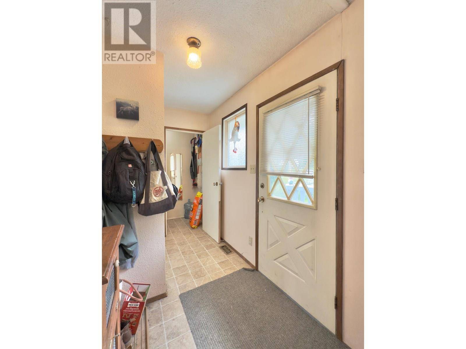 Williams Lake, BC V2G5G3,2112 KINGLET ROAD