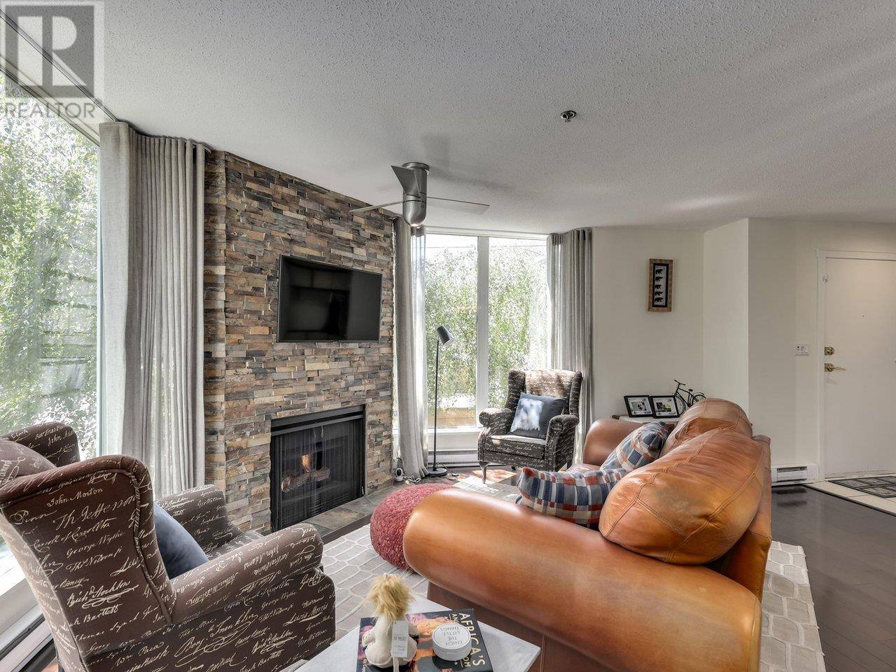 Vancouver, BC V5Z3T6,3005 LAUREL STREET