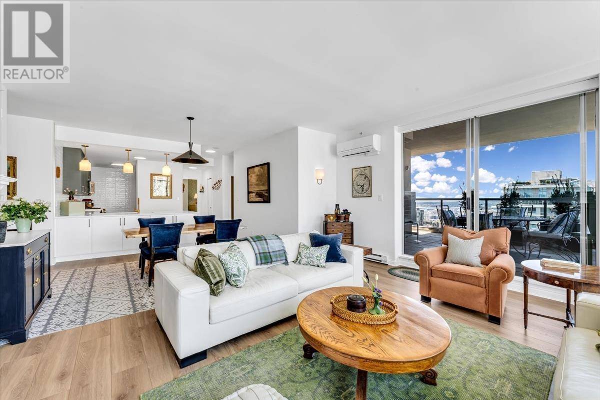 North Vancouver, BC V7L2L5,160 East 13TH ST #1601