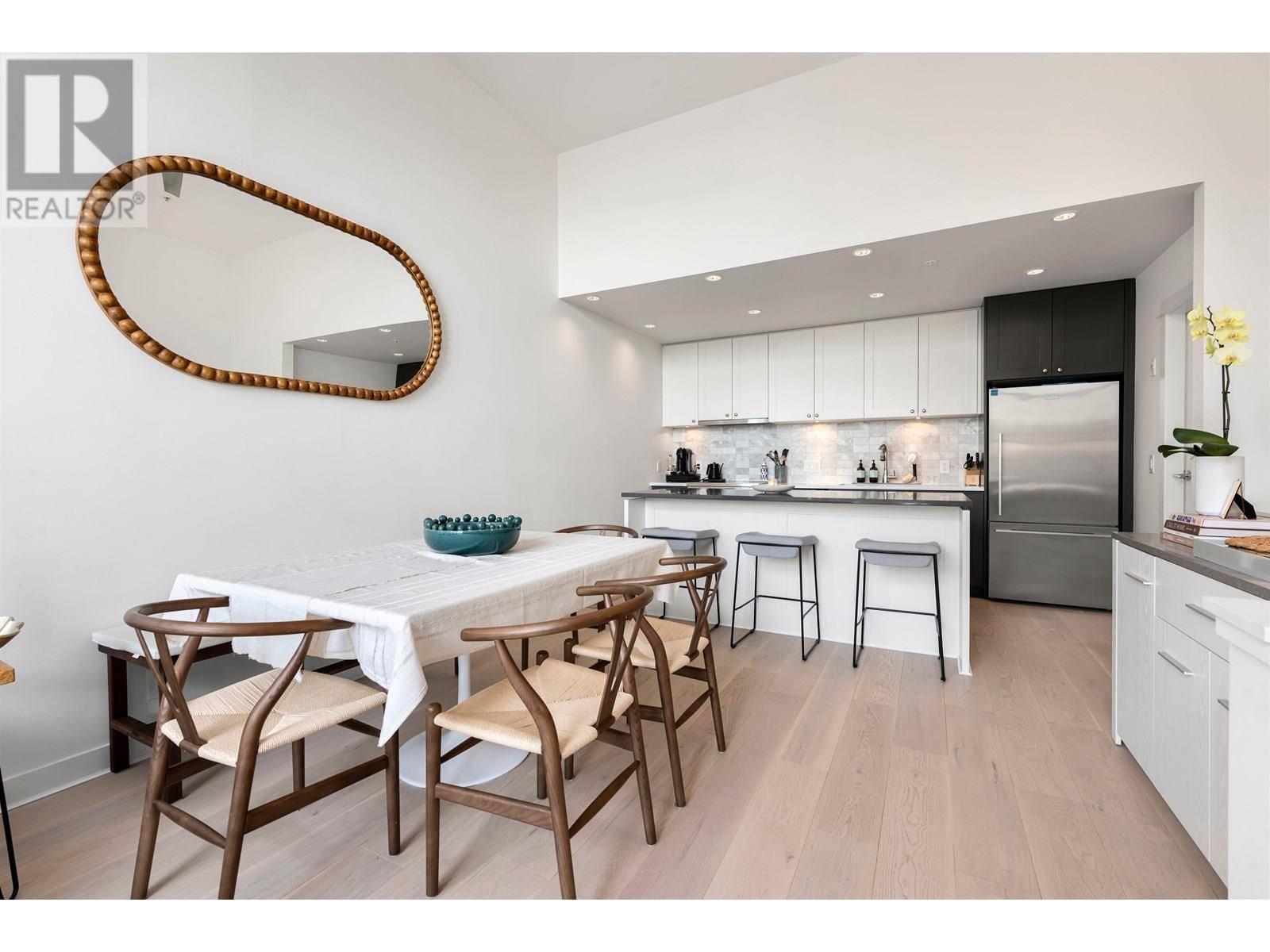Vancouver, BC V5N4H2,3429 PORTER STREET