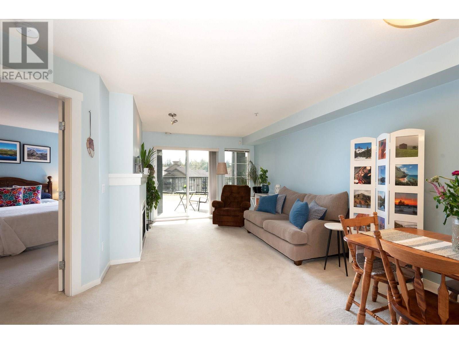 Burnaby, BC V3N0A6,9098 HALSTON CT #213