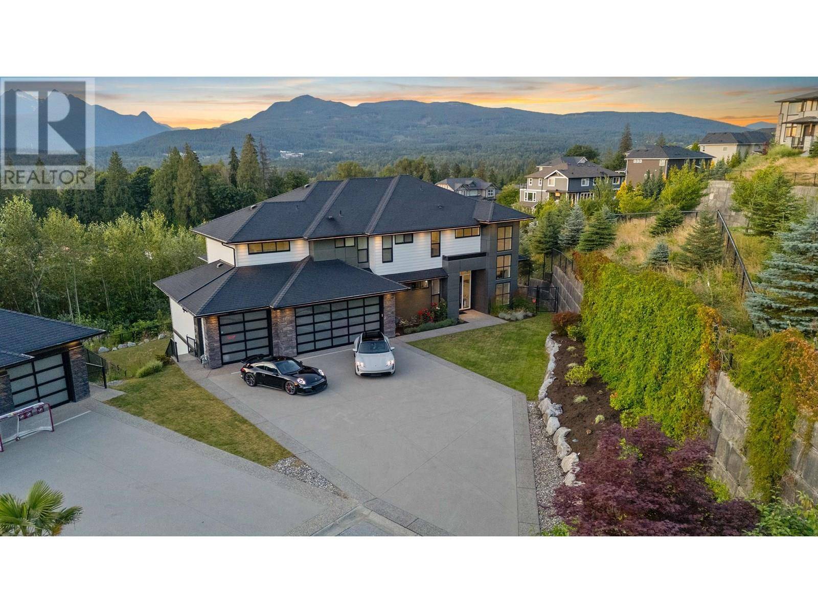 Maple Ridge, BC V2W1G8,11115 CARMICHAEL STREET