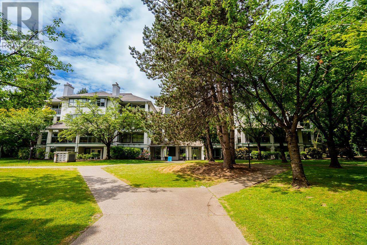Burnaby, BC V3N4Y1,7025 STRIDE AVE #205A