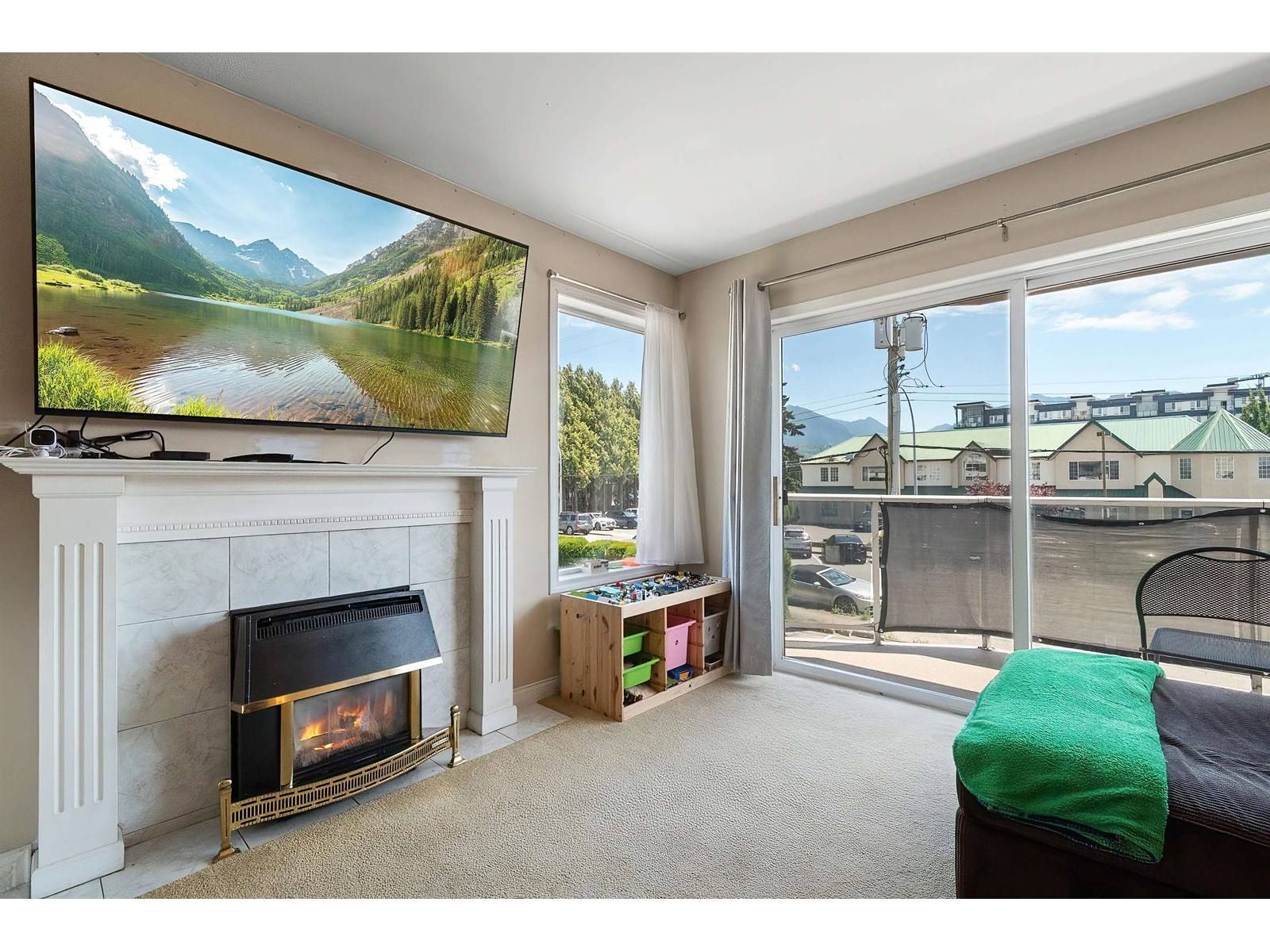 Chilliwack, BC V2R3P1,45729 GAETZ ST #203