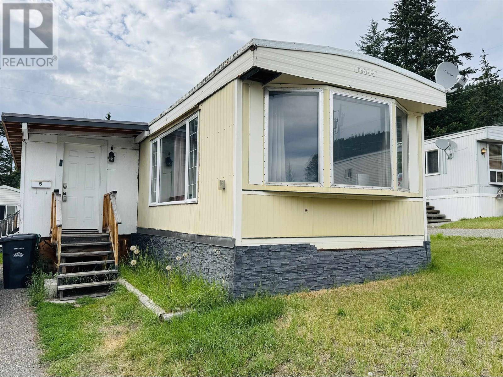 Williams Lake, BC V2G2M4,770 ELEVENTH AVE #5