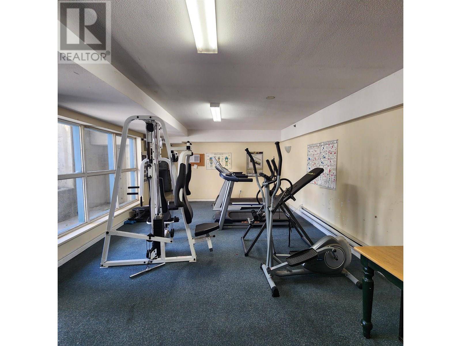 Burnaby, BC V3N1H1,7128 18TH AVE #13