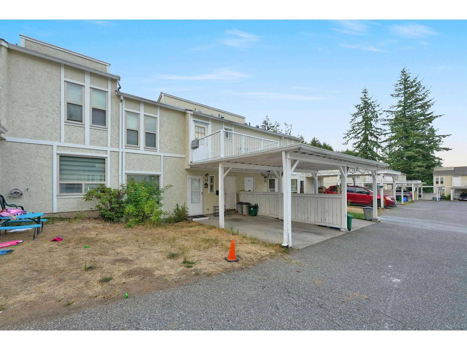 Abbotsford, BC V2T3R4,3075 TRETHEWEY #33
