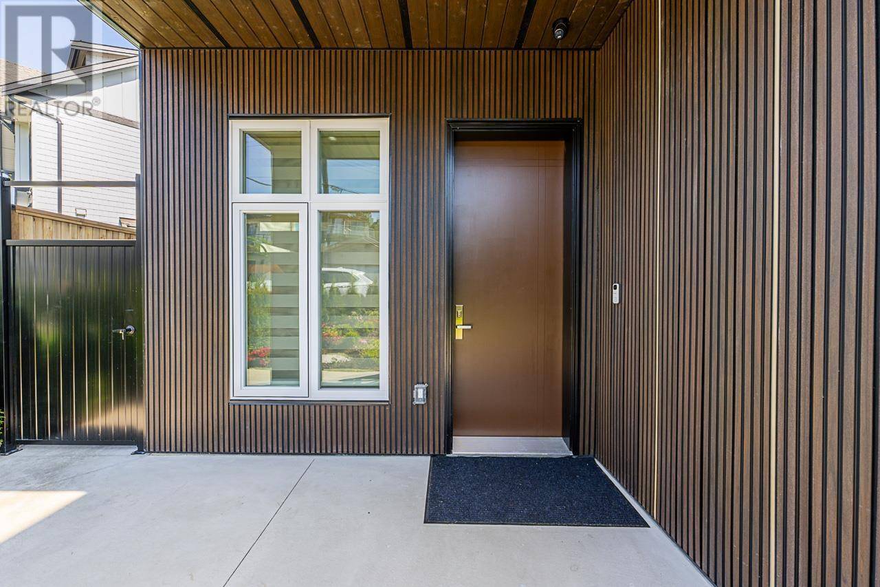 Vancouver, BC V6L1T1,2835 OLIVER CRESCENT