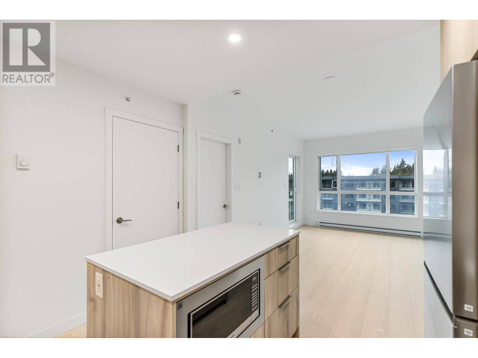 North Vancouver, BC V7G0B5,3596 MALSUM DR #603