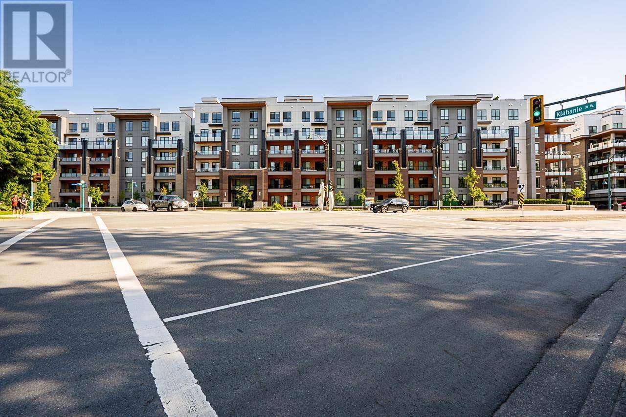 Port Moody, BC V3H0M9,55 KLAHANIE DR #403