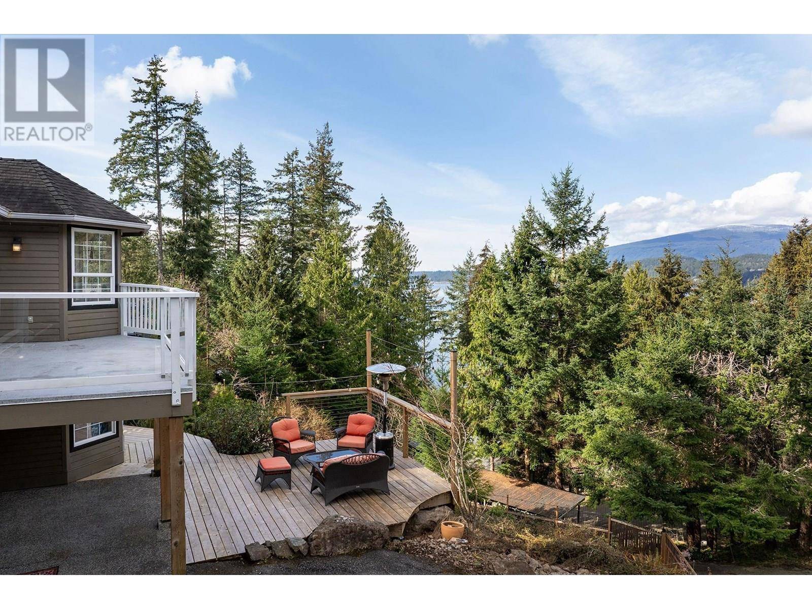 Bowen Island, BC V0N1G2,1609 ISLEVIEW LANE