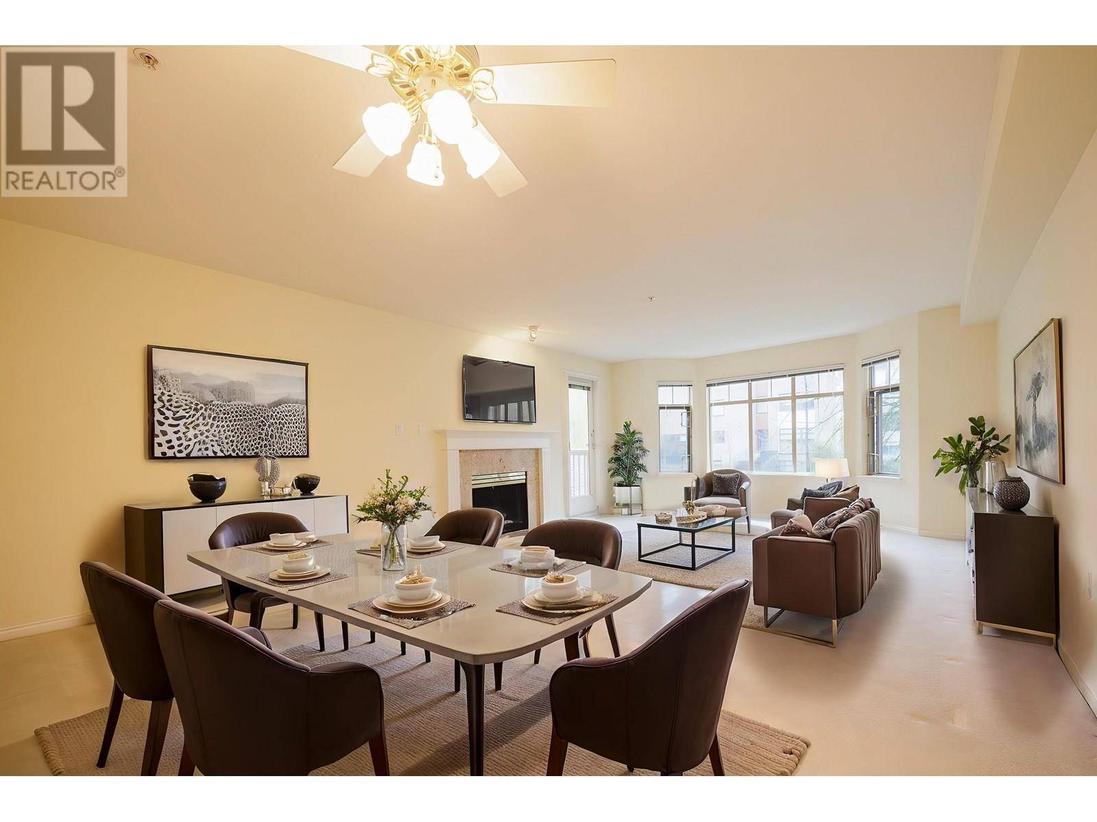 North Vancouver, BC V7M2P4,2059 CHESTERFIELD AVE #407