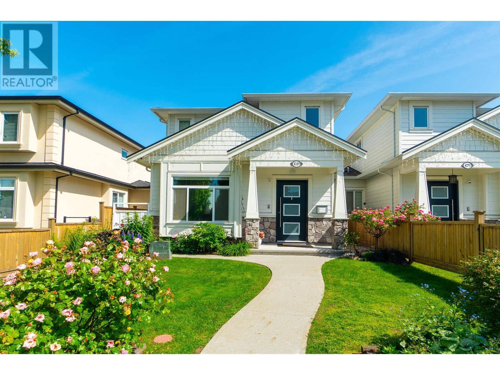 Burnaby, BC V5C3C4,4289 PARKER STREET