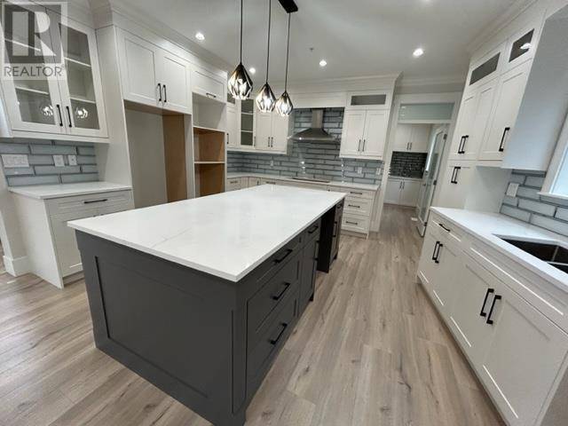 Maple Ridge, BC V4R0H1,13632 BLANEY ROAD