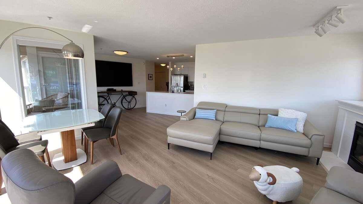 White Rock, BC V4B3T4,1119 VIDAL #206