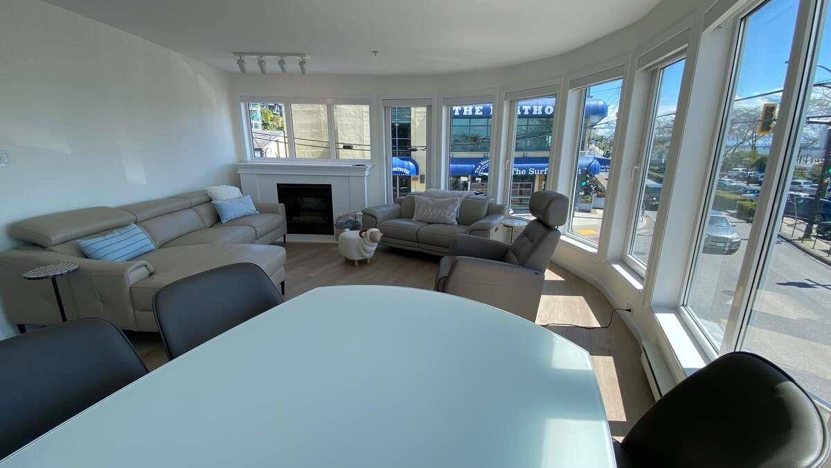White Rock, BC V4B3T4,1119 VIDAL #206
