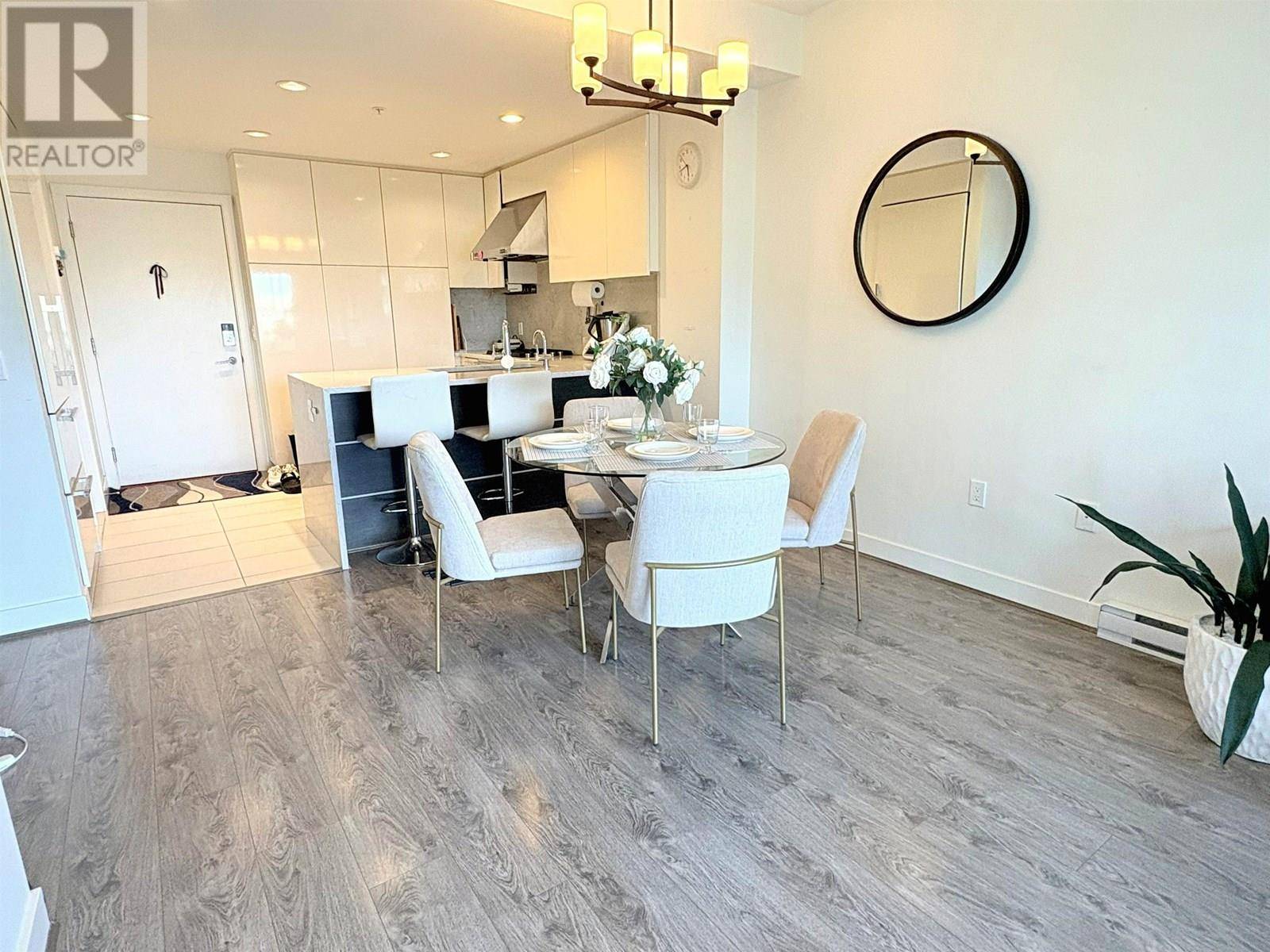 Vancouver, BC V6S0G3,6033 GRAY AVE #PH5