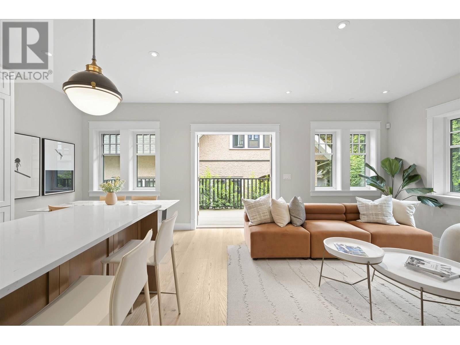Vancouver, BC V6M2H1,1458 W 45TH AVENUE