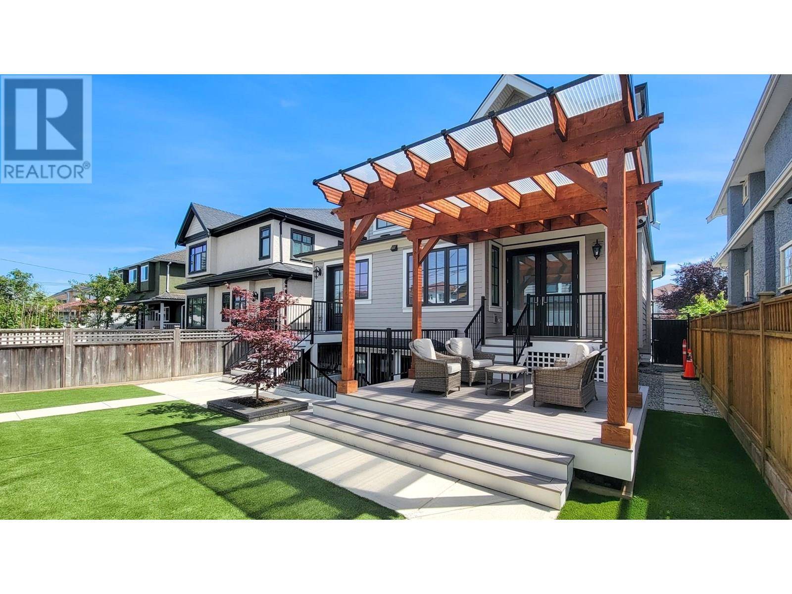 Vancouver, BC V6P2B6,781 W 61ST AVENUE
