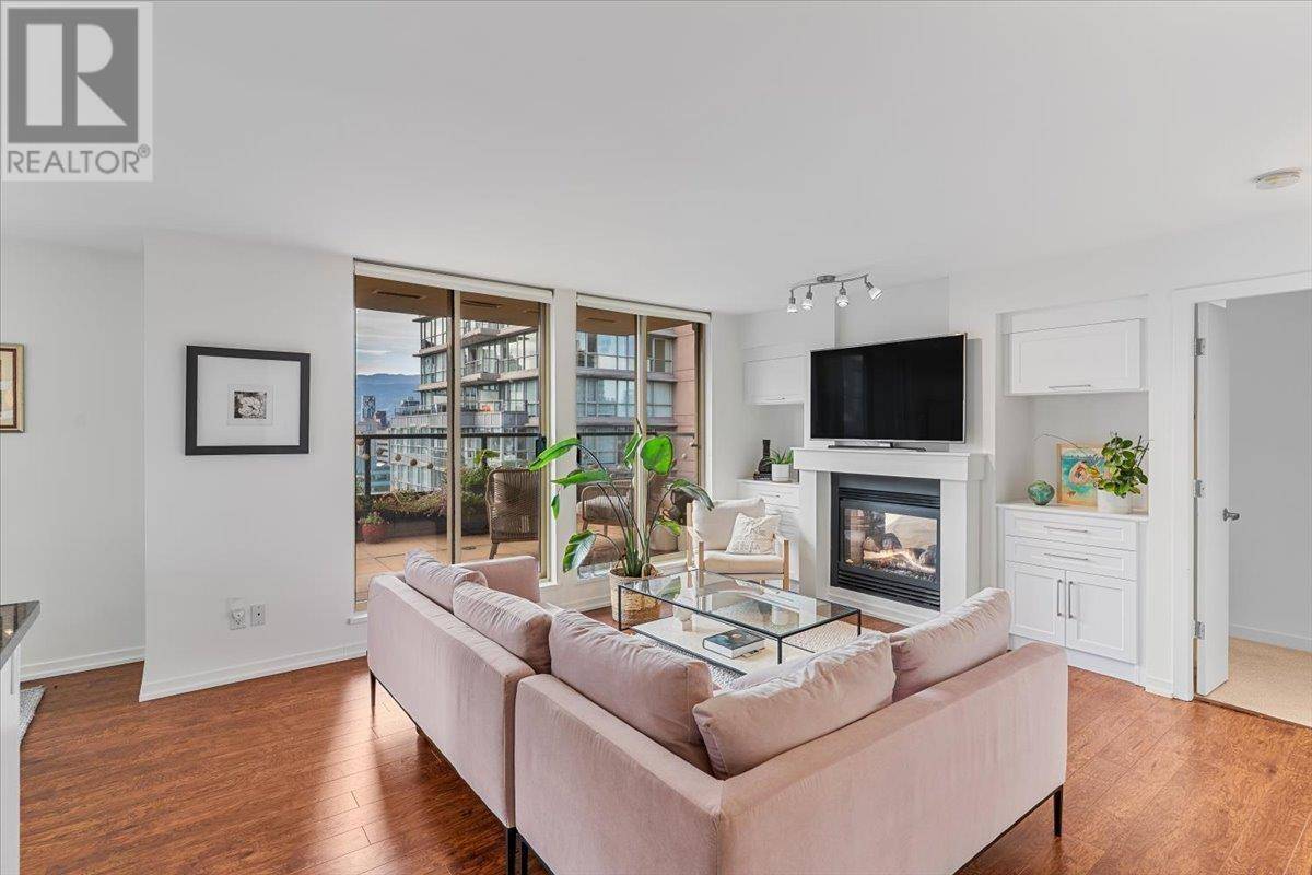 Vancouver, BC V6B1A8,969 RICHARDS ST #2402