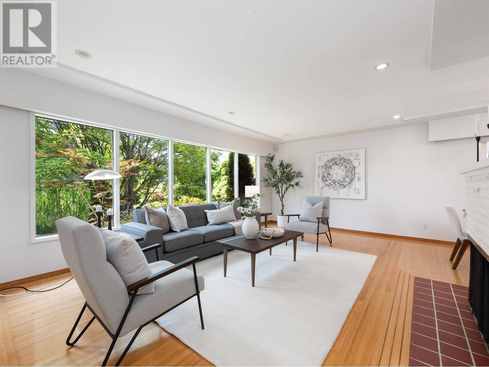 North Vancouver, BC V7N2Y4,668 WESTHYDE PLACE