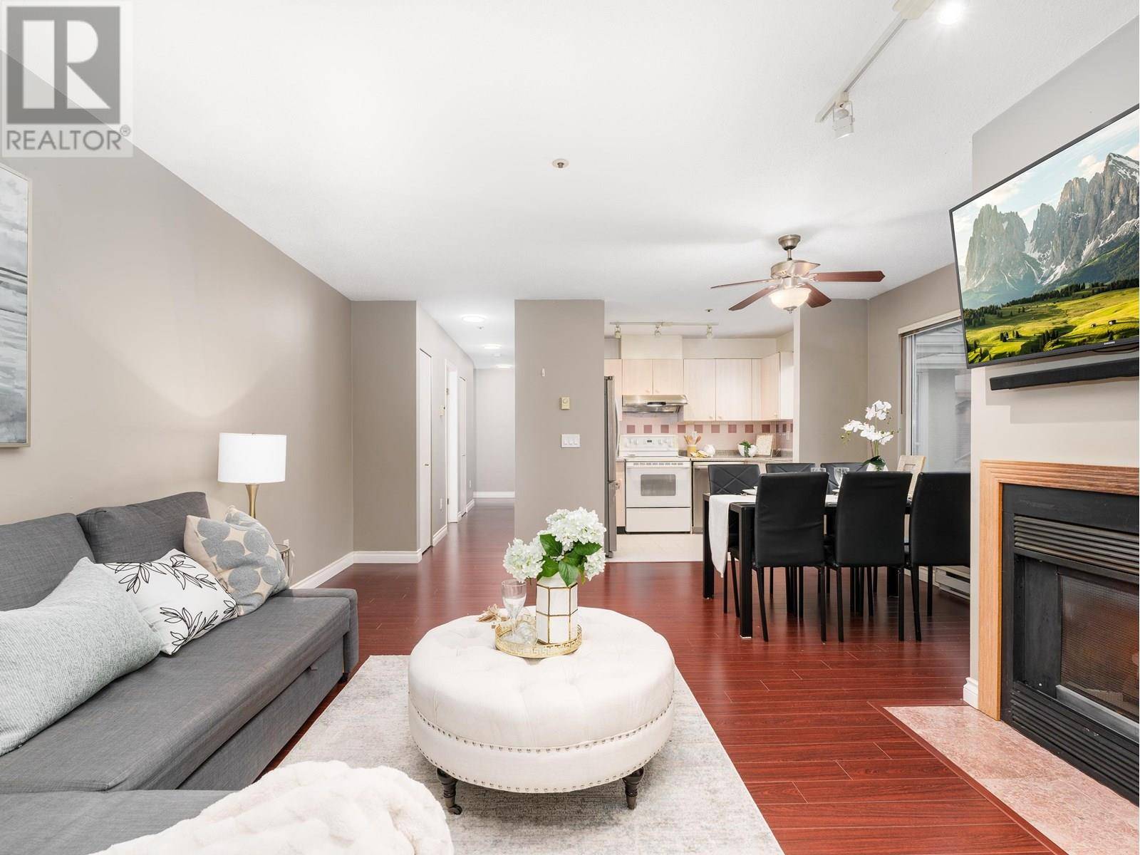 Vancouver, BC V5R4Z5,3683 WELLINGTON AVE #303