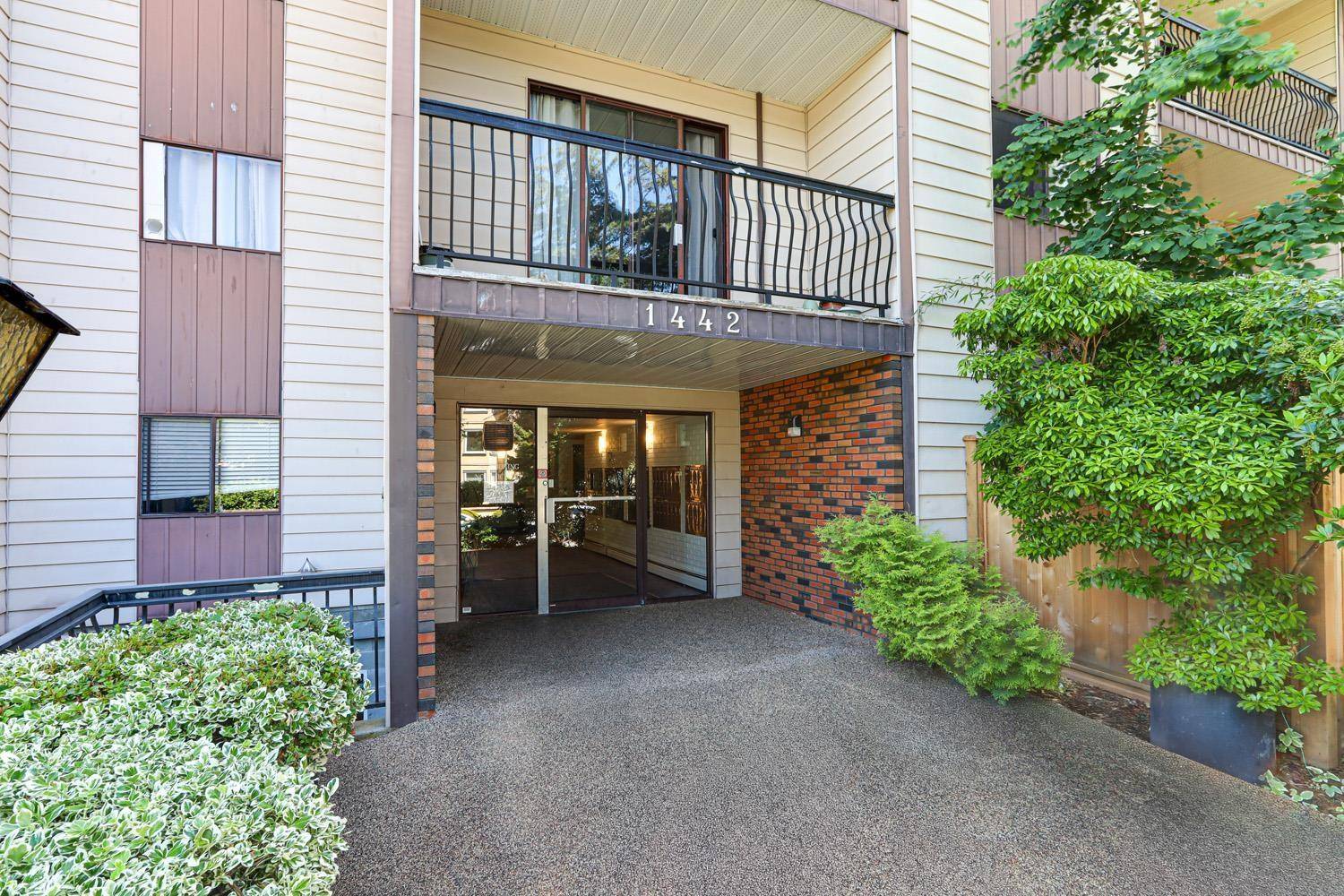 White Rock, BC V4B3V5,1442 BLACKWOOD #205