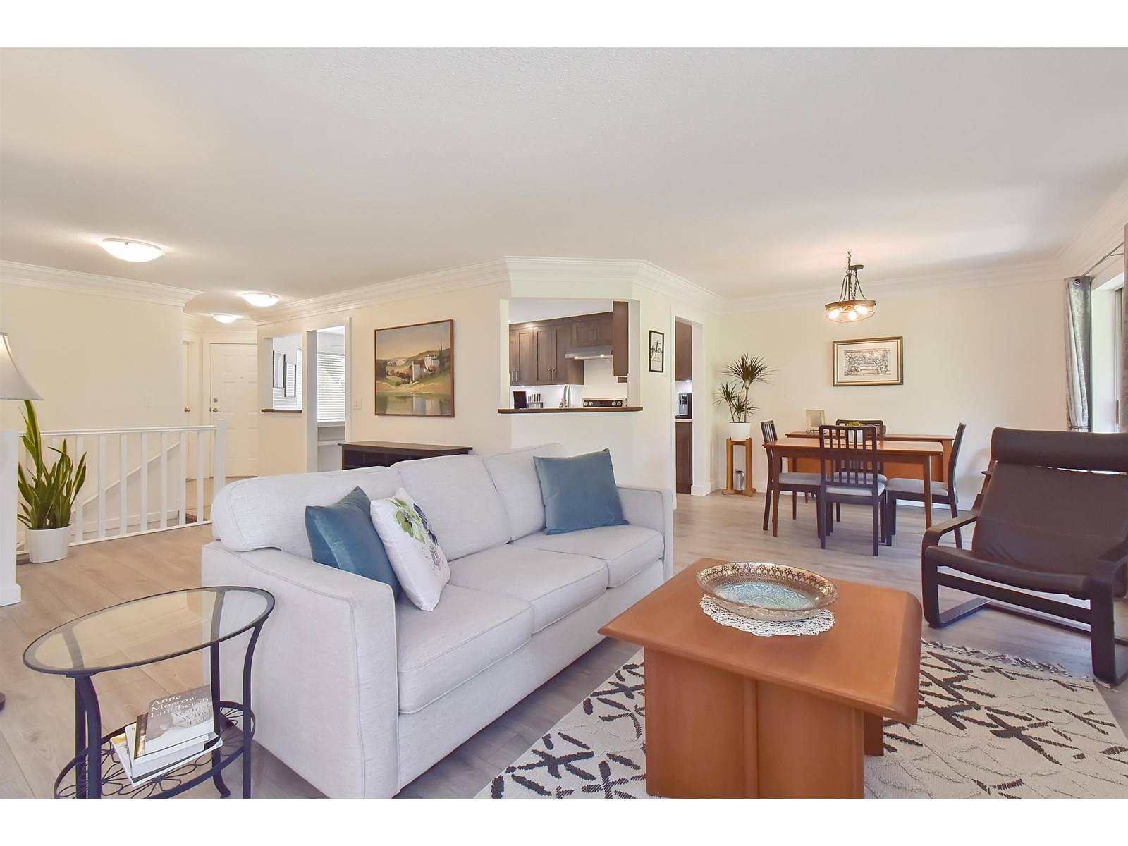Abbotsford, BC V2T4W5,2475 EMERSON #17