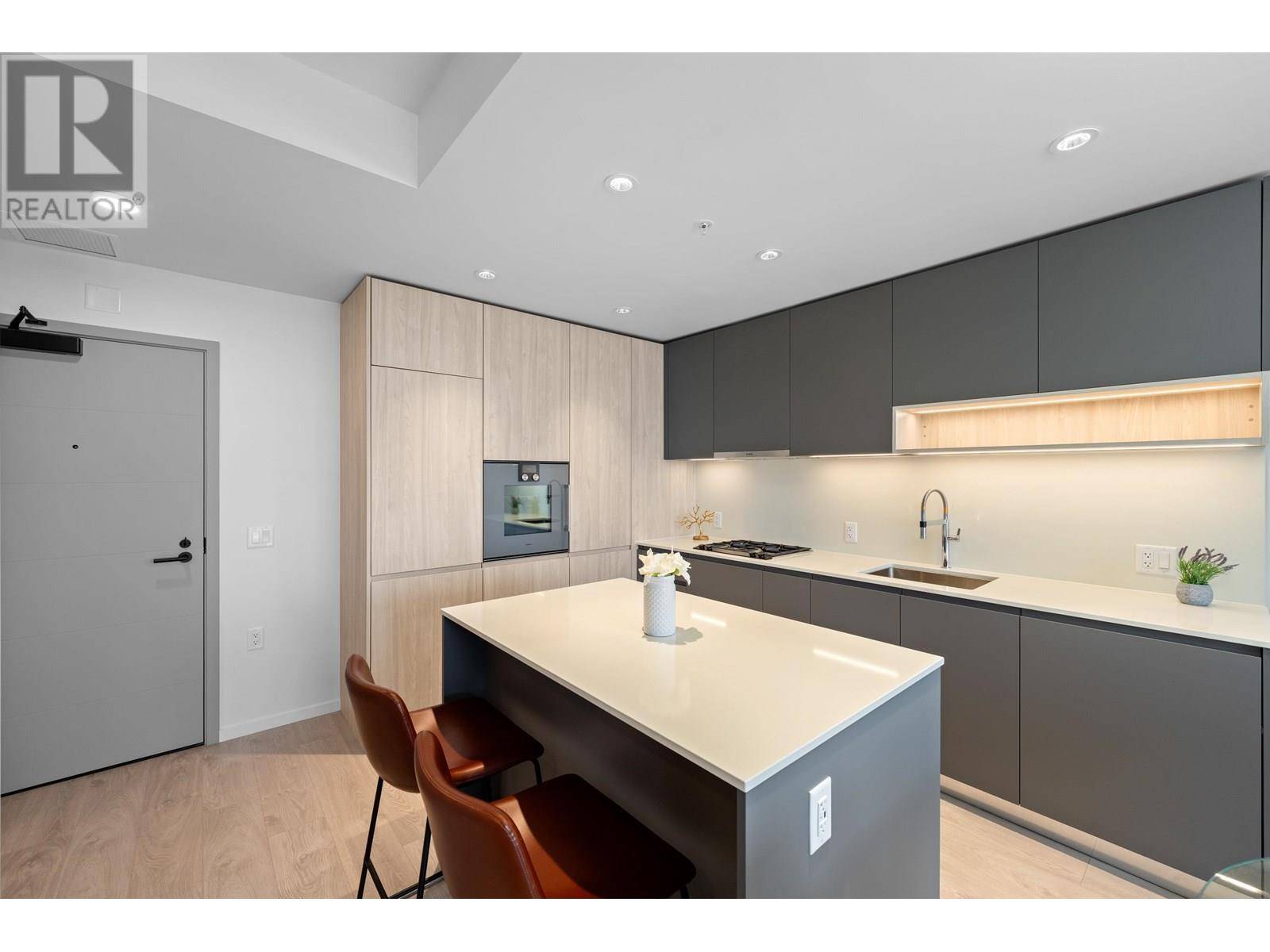 Richmond, BC V6Y0M7,6808 MINORU BLVD #1205