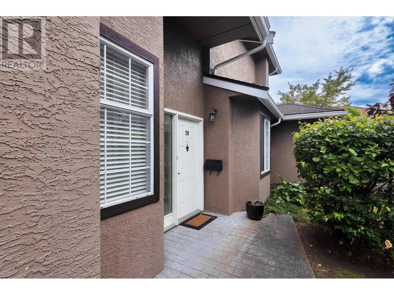 Richmond, BC V6Y1E2,9311 DAYTON AVE #20