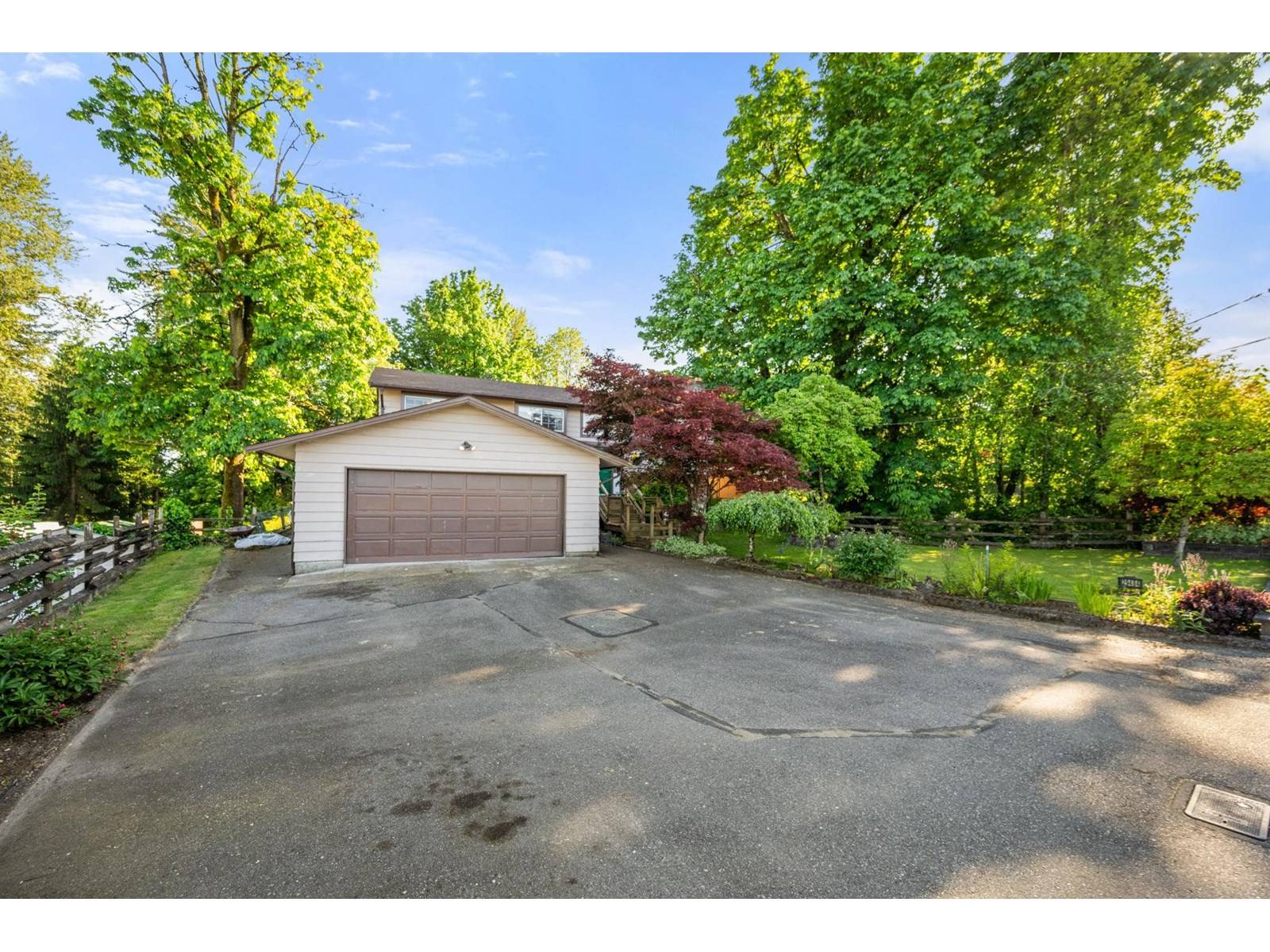 Abbotsford, BC V4X1J4,29484 DUNCAN AVENUE