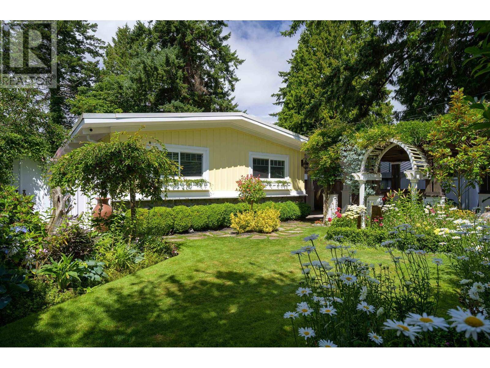 Delta, BC V4L1T7,1565 FARRELL CRESCENT