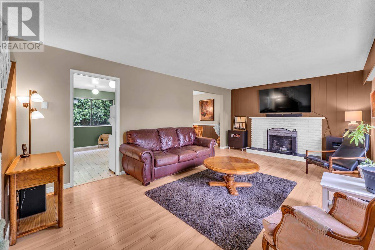 Richmond, BC V7A2H1,9331 RYAN CRESCENT