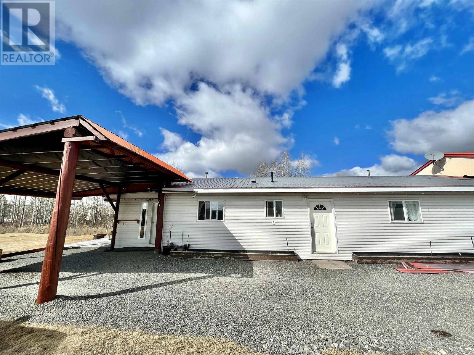 Lac La Hache, BC V0K1T0,3988 S CARIBOO 97 HIGHWAY