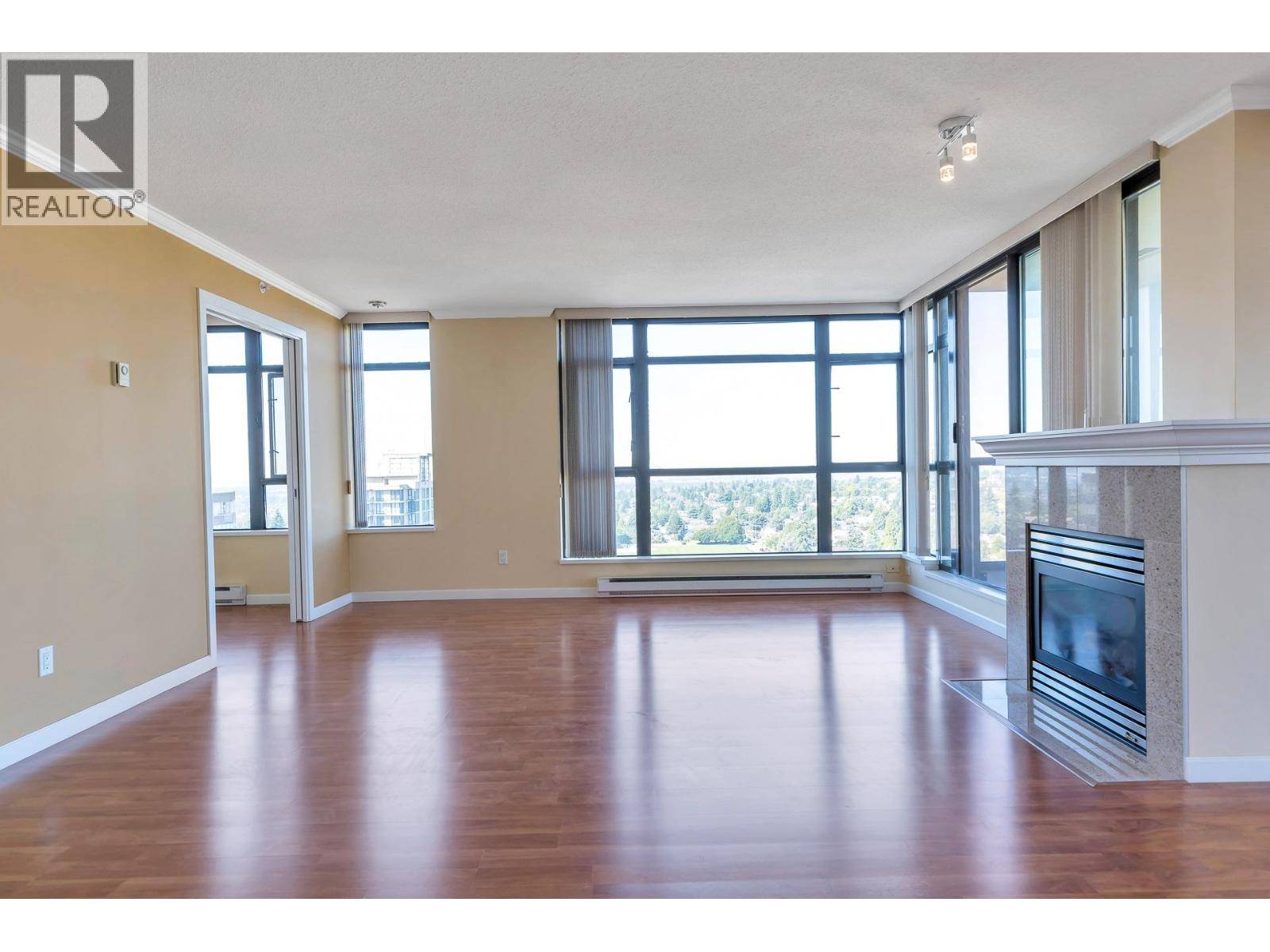 New Westminster, BC V3M7A7,615 HAMILTON ST #1903