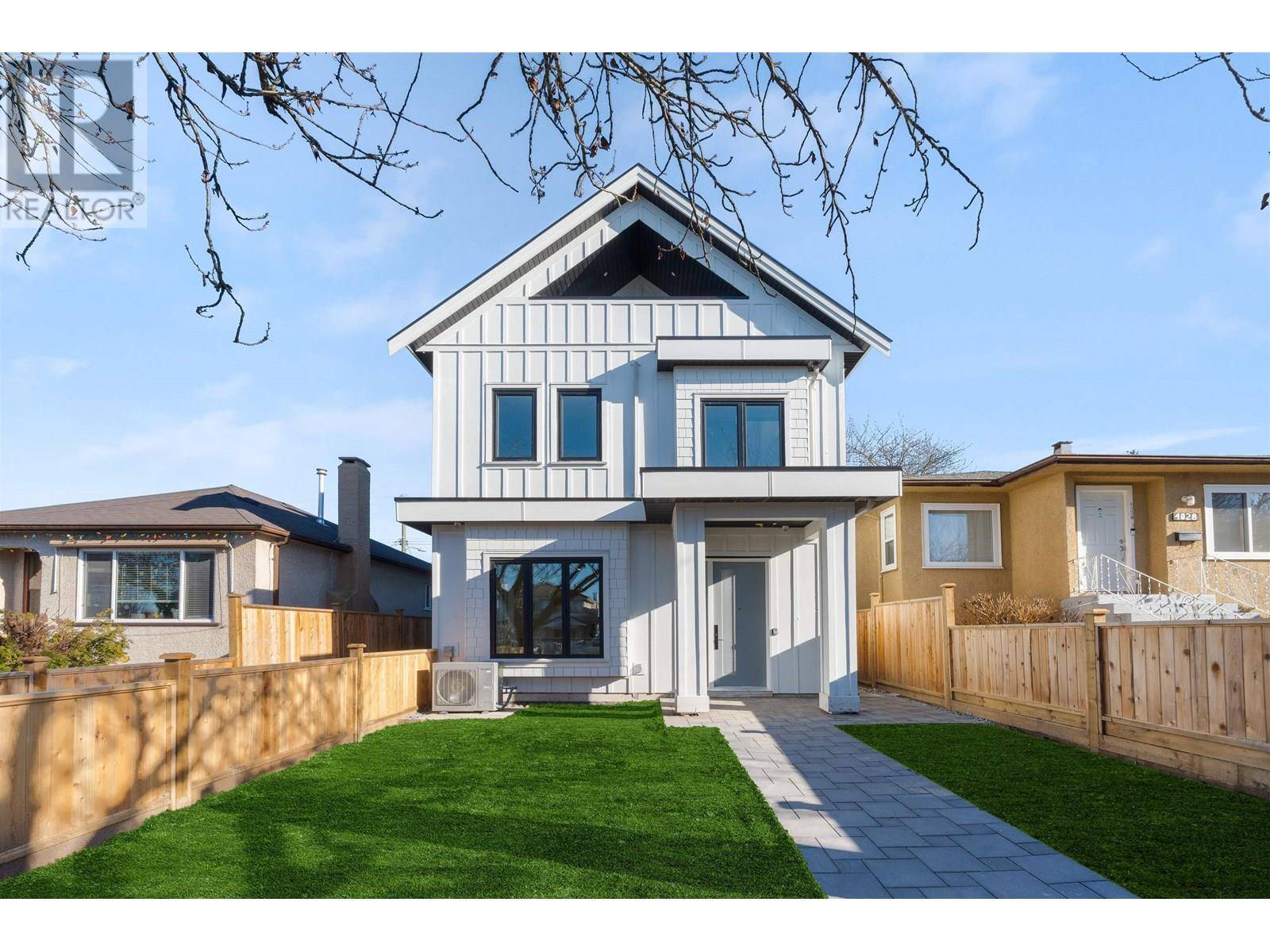 Vancouver, BC V5R2H3,4014 RUPERT STREET