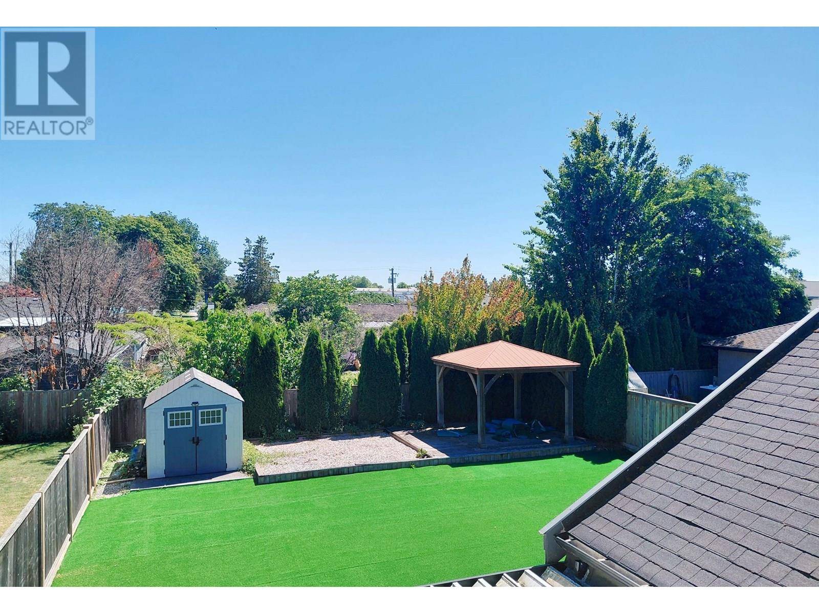 Delta, BC V4K2R8,4636 48B STREET